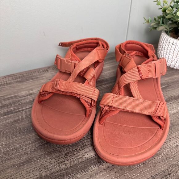Teva Hurricane Verge Womens size 10 Sandals Salmon Pink EUC #1121535 - Picture 2 of 9